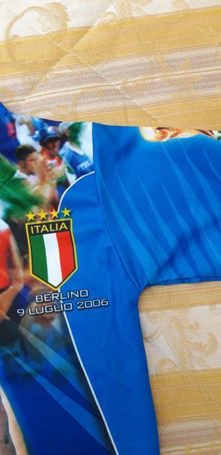 Maglietta Italia campioni del mondo 2006