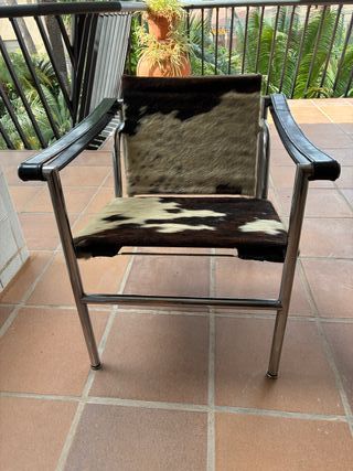 Poltrona LC1 LE COURBUSIER, CASSINA-ITALIA