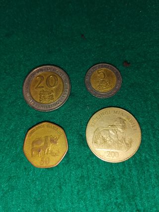 /OFERTA AGOSTO/
4 MONEDAS DE NACIONES AFRICANAS