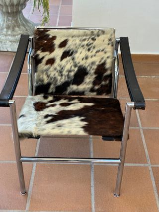 Poltrona LC1, LE COURBUSIER, Cassina - Italia