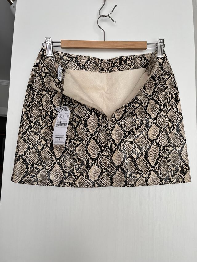 Minifalda estampado serpiente