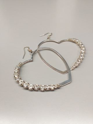 Orecchini a cuore con strass