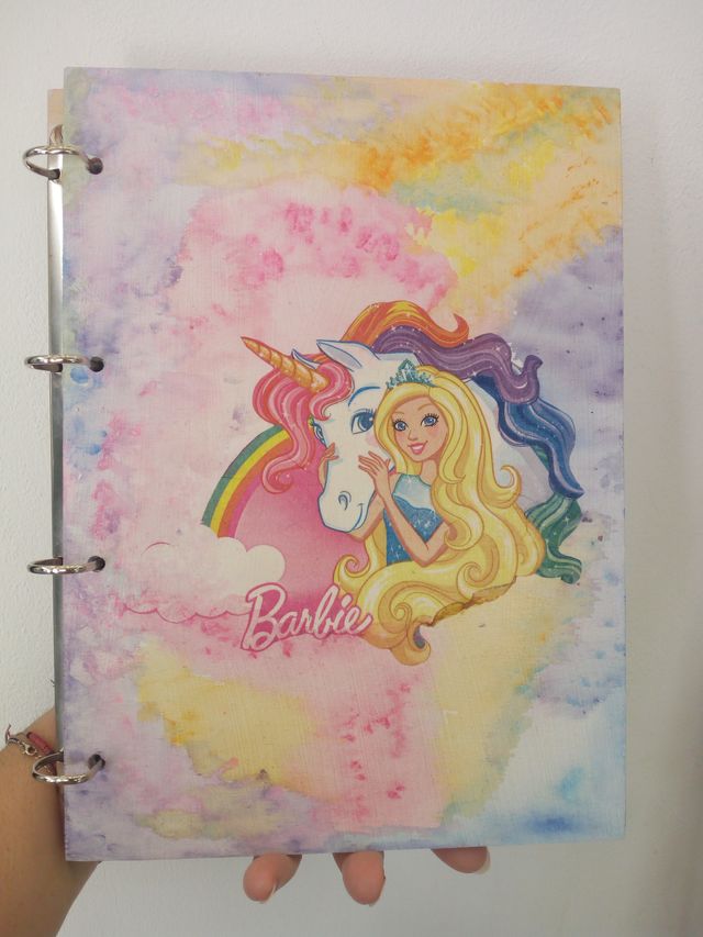 Quaderno legno A4 con decoupage Barbie c/ Unicorno