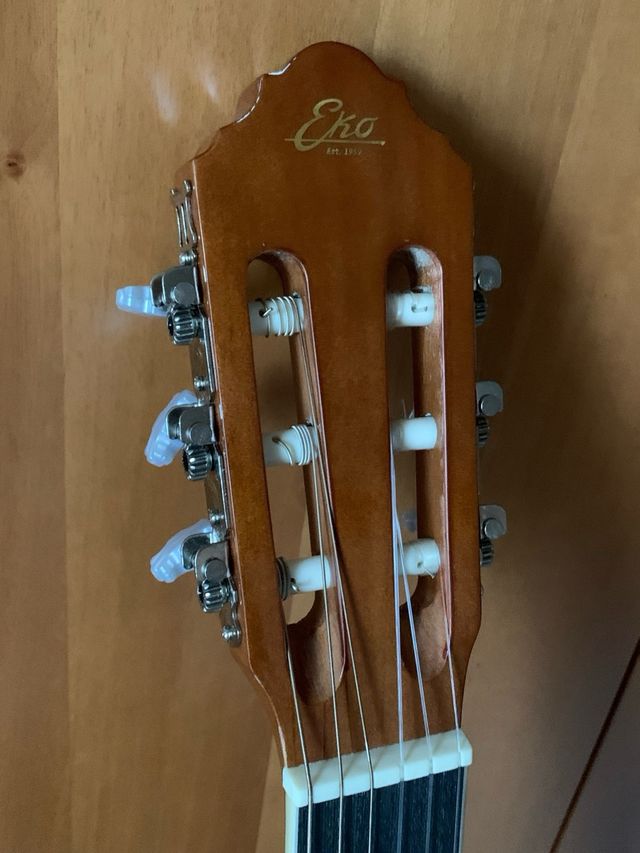 Chitarra classica EKO