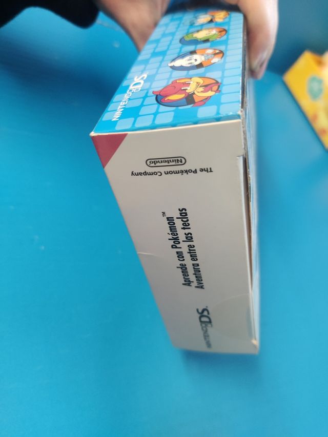 SIN ABRIR Pokemon Aventura entre las teclas