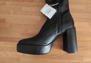 Botas altas negras 