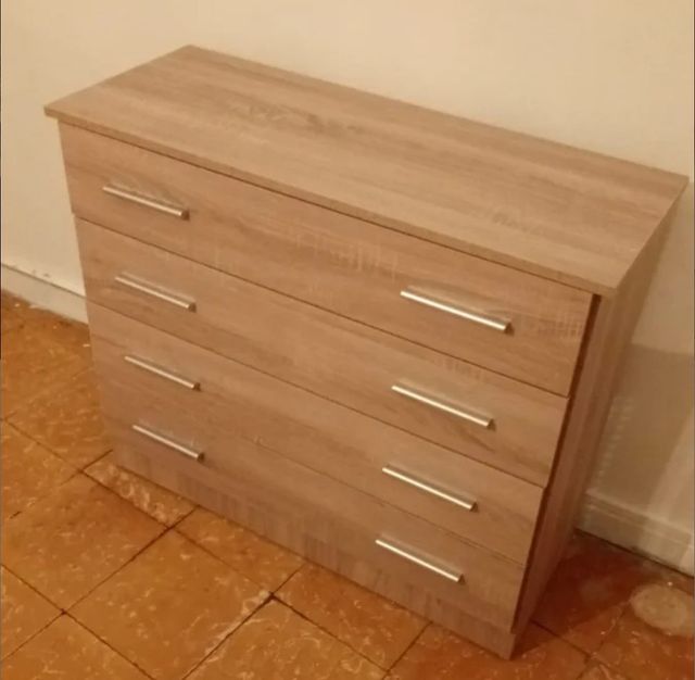Comoda 4 cajones