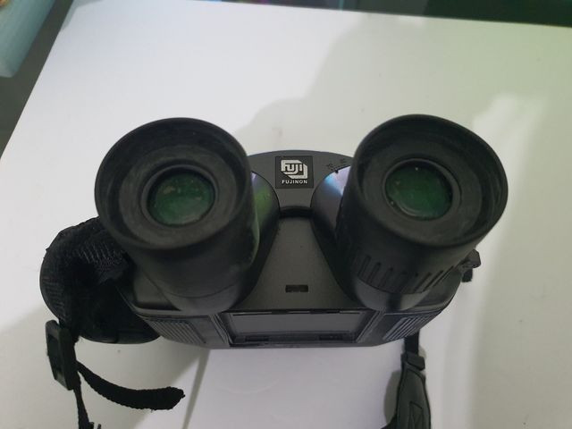 Prismáticos Fujinon techno-stabi 14x40