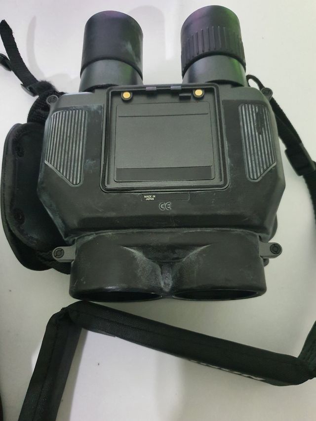 Prismáticos Fujinon techno-stabi 14x40