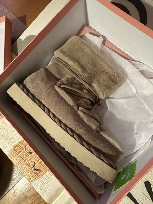 Botas de piel estilo nieve de  Alma en Pena