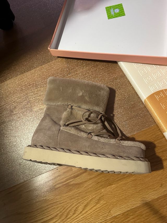 Botas de piel estilo nieve de  Alma en Pena