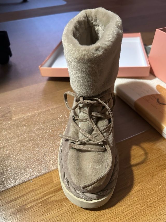 Botas de piel estilo nieve de  Alma en Pena