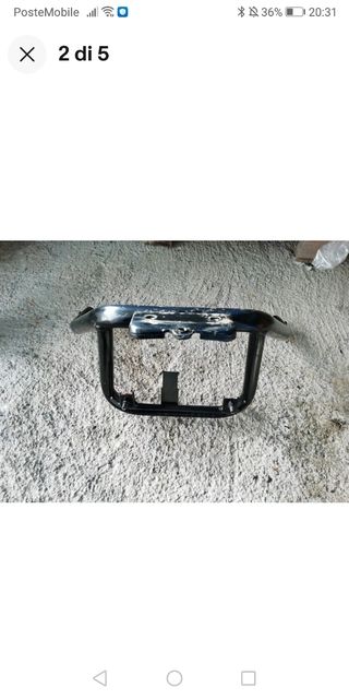 Parte telaio post Kymco xciting 300 08