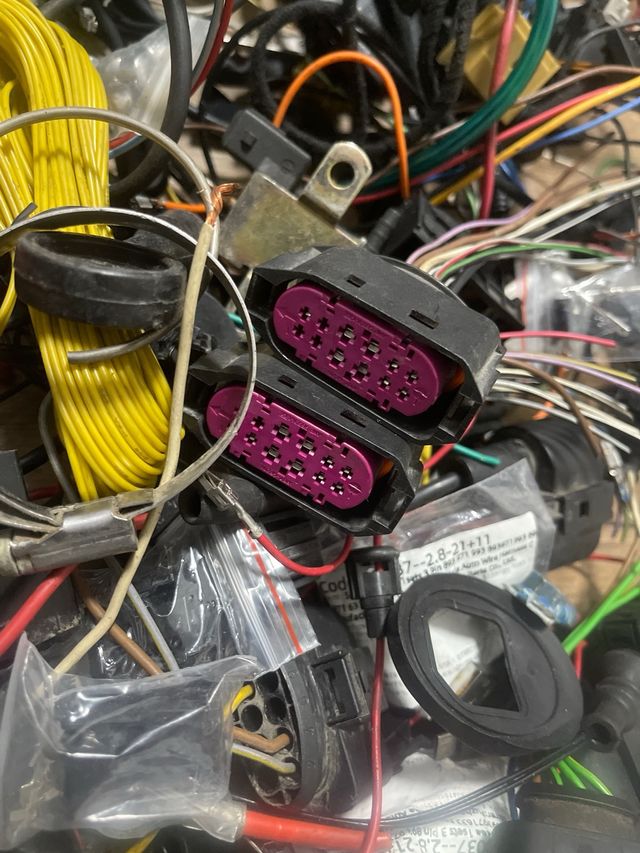 Cables y Conectores del Grupo VAG