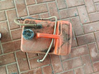 Deposito barco motor fueraborda