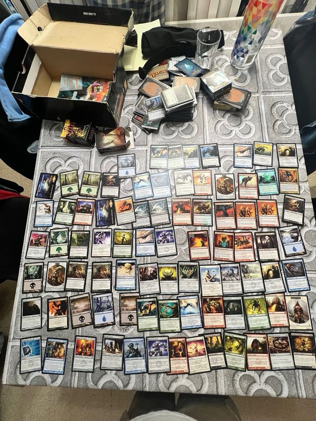 Lote caja mixta cartas Magic