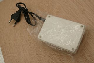 Carregador de Pilhas AA e AAA