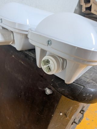 2 Pantallas estancas DACIL 40W 840 1200mm