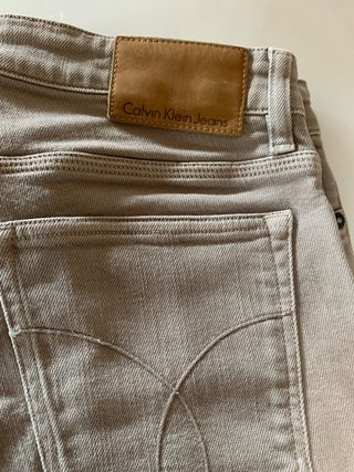 Pantalon vaquero chico