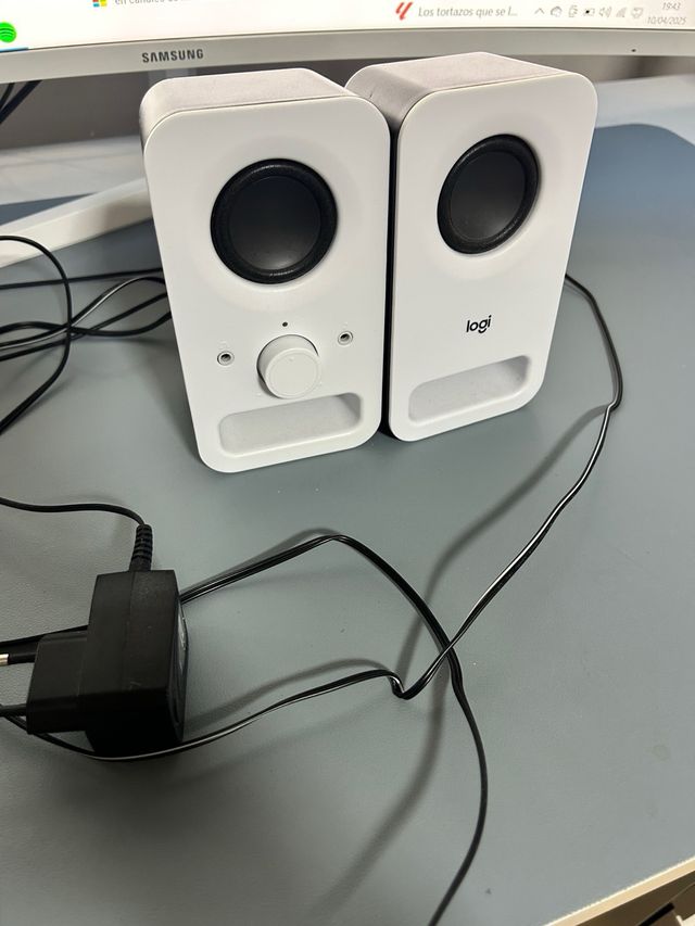Altavoces Logitech