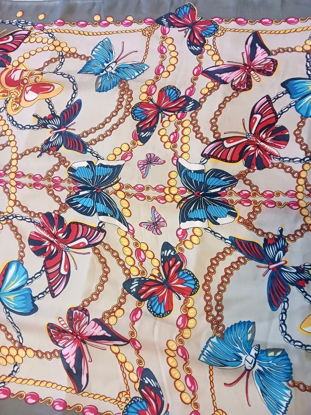 Gran foulars, scialle