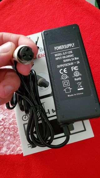 Cargador smartgyro 54.6V 2A