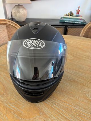 Casco premier negro