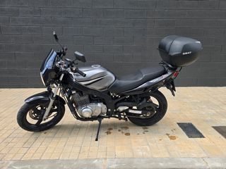 Suzuki gs 500