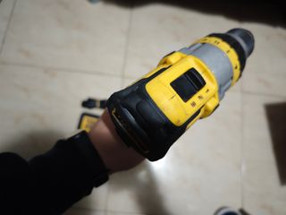 Taladro dewalt