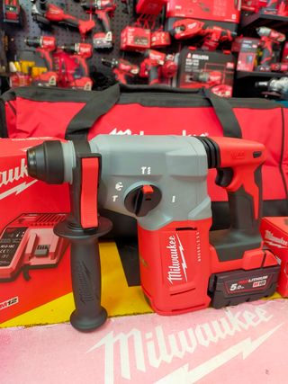 Taladro demoledor Milwaukee 