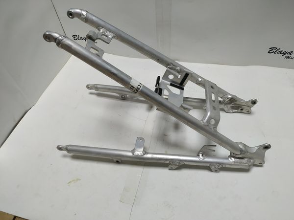 Sub Chasis CRF 250 X 06> / RO-073 BP