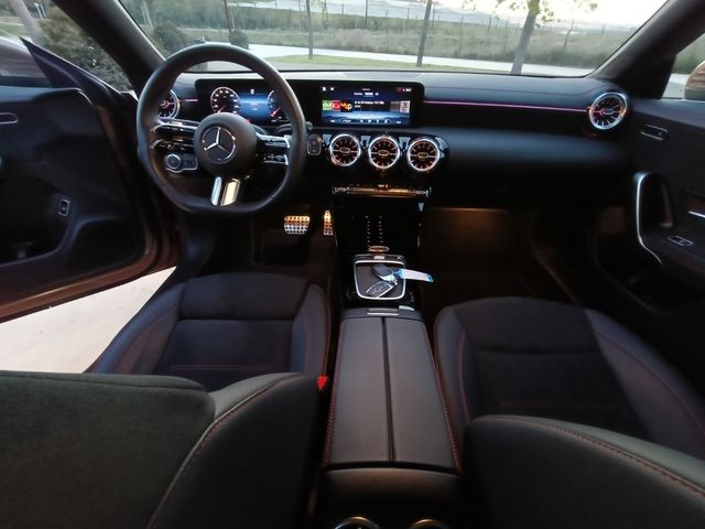 Mercedes-Benz Clase CLA 2023