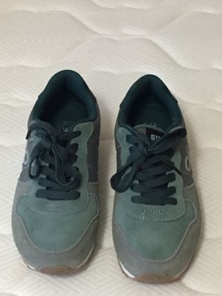 Zapatillas Silbon verdes talla 38.  