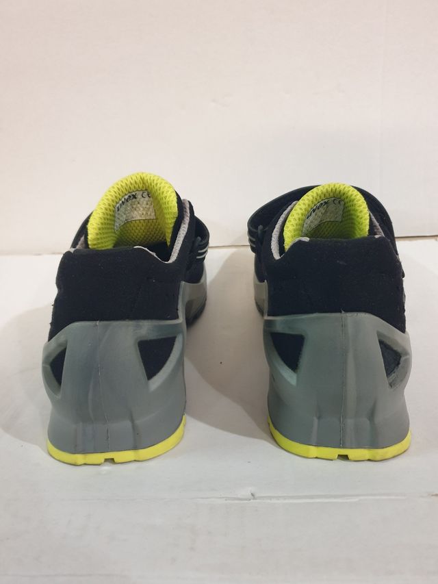 UVEX scarpe antinfortunistiche nuove taglia 39