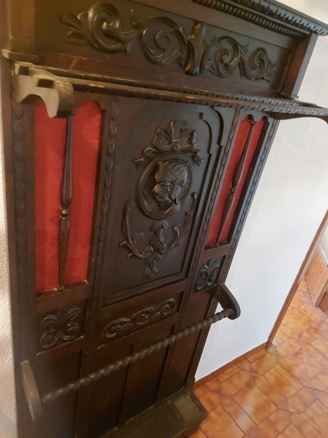 Hermoso perchero castellano, diseño único y origin