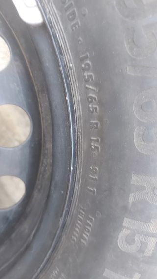 se vende rueda del toyota auris