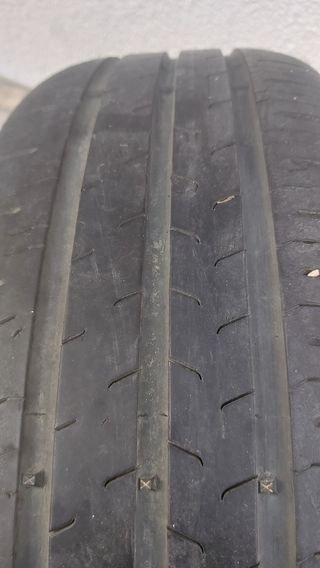 se vende rueda del toyota auris