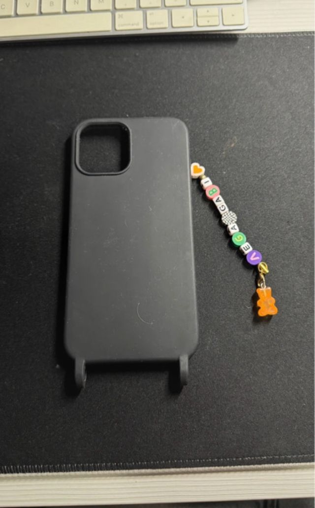 Funda iPhone 13 Pro  Accesorio de Cuerda