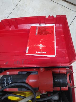 TALADRO PERFORADOR HILTI DD EC-1