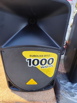 Altavox turbo autoamplificado