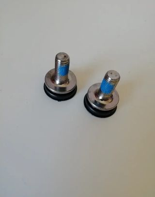 Tornillos bielas bicicleta