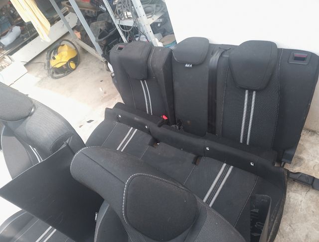 Opel Corsa GS Asientos deportivos 2024