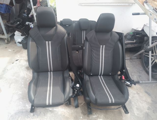 Opel Corsa GS Asientos deportivos 2024