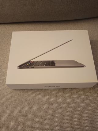 Caja MacBook Pro