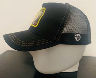 Gorra Trucker negra Bola de dragón saiyan goku