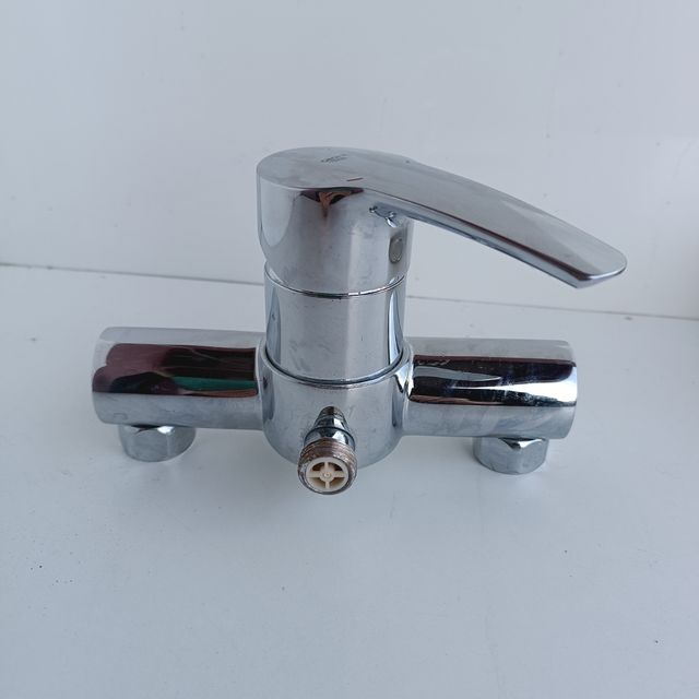 Miscelatore bagno