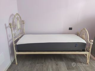 Letto singolo in ferro battuto + rete e doghe