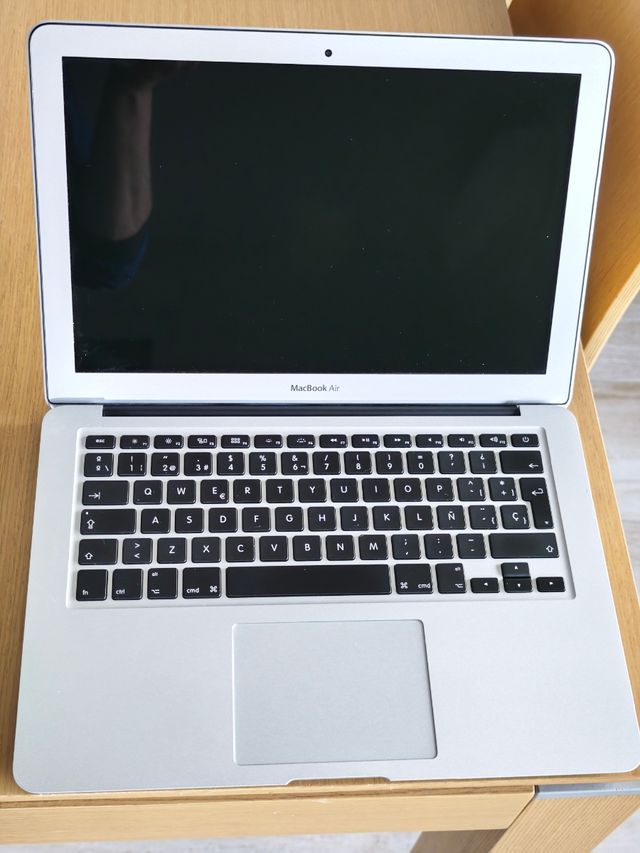 Apple MacBook Air 13,3" 2017