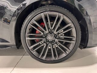 Audi A4 A4 Avant Black-Line 40 TDI 140kw Quattro