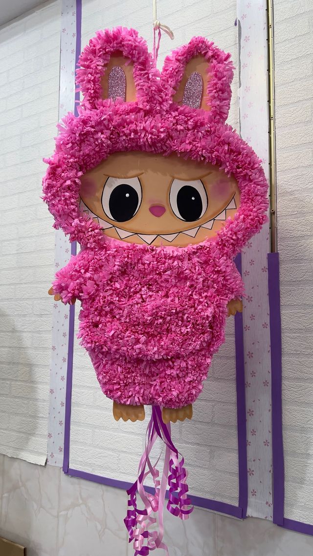 Piñata Labubu